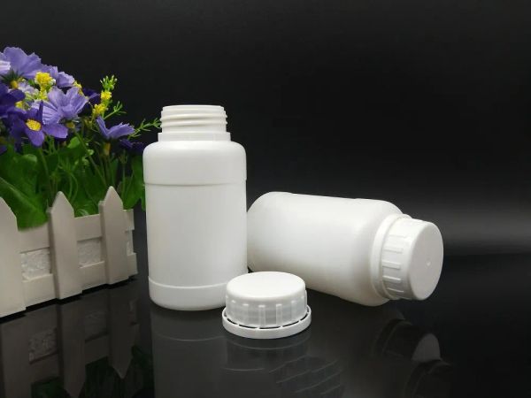 Einfache 250-ml-Plastikflasche direkt ab Werk, HDPE-Krug, weiß, lichtbeständig, flüssiges Reagenz, verdickt