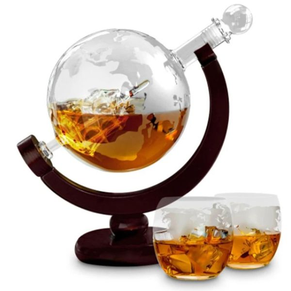 Ferramentas de bar 850ml uísque decanter navio antigo dispensador de uísque para licor bourbon vodka vinho decantador globo com suporte de madeira 231107