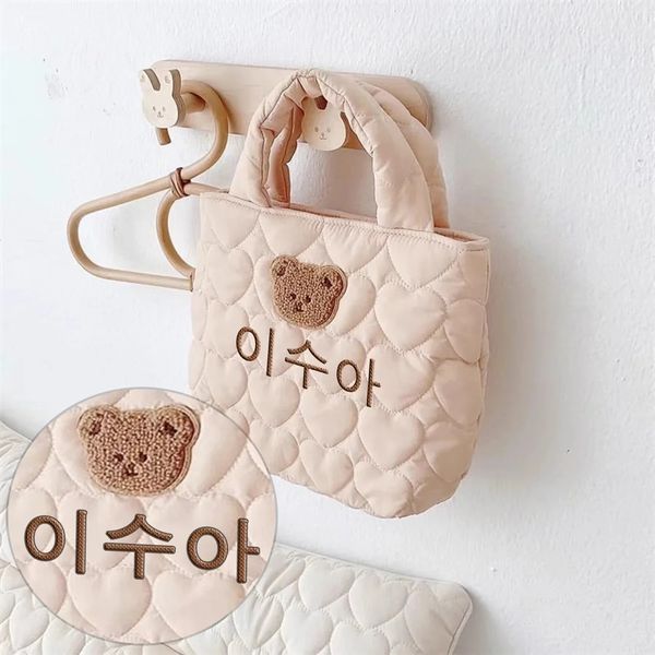 Wickeltaschen, bestickte Namens-Mami-Tasche, individuelle Bären-Lunch-Tasche, koreanische tragbare, personalisierte Baby-Windeltasche, Organizer, Kinderzimmer-Aufbewahrungstaschen 231108