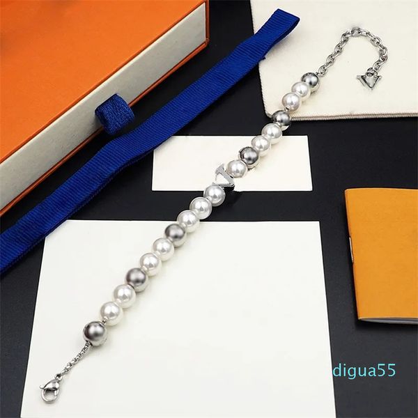 Damenschmuck Silberarmband Perle gepaart mit silbernen runden Perlen Design Mode Einfacher Designer Wunderschönes, schillerndes, verstellbares Damenarmband