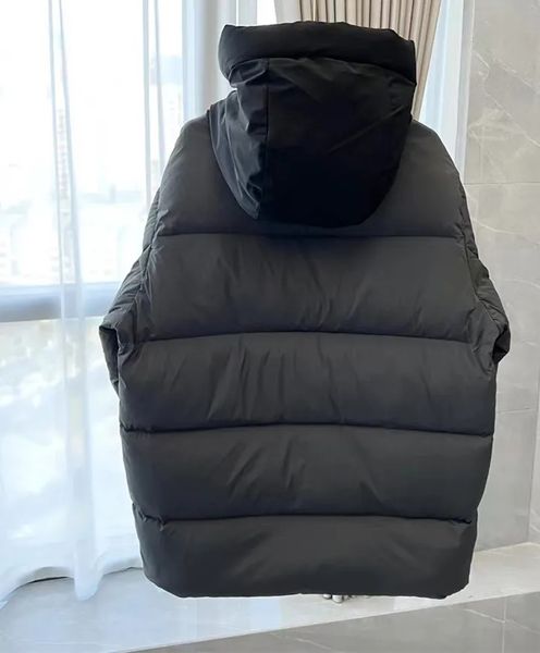 Giacche da uomo Giacca invernale da donna Parka da uomo Cappotto moda piumino in pelle con cerniera Giacche a vento da esterno Cappotti spessi e caldi Top Parka outwear