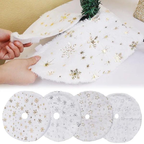 Decorações de Natal 38/62cm Saia de árvore Tapete de pelúcia branco Cobertura para pés Floco de neve dourado Lantejoulas Ano