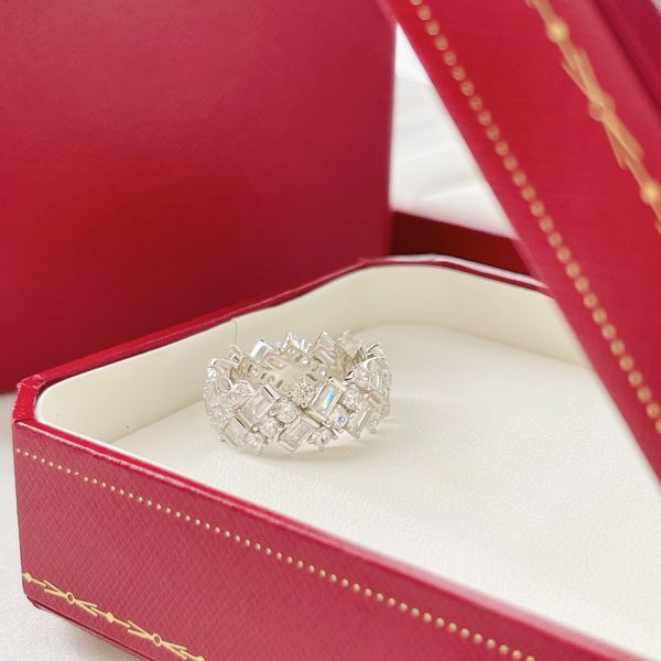 Designer Ring Luxury Diamond Rings Moda feminina Três linhas Diamond Silver Jewelry Gifts Casal Rings Style Personalized Beautiful