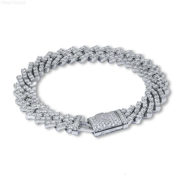 Bracciale a catena a maglia cubana ghiacciato con diamante Moissanite in oro 9k 10k 14k Sier 9k 10k 14k personalizzato Hip Hop personalizzato di fabbrica in Cina