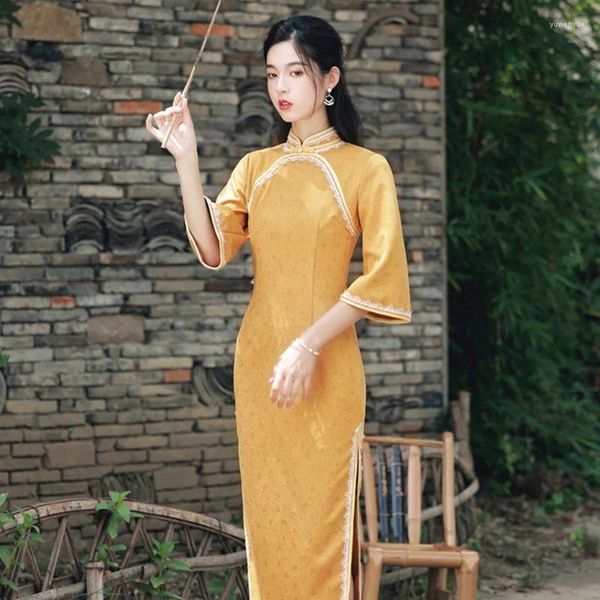 Roupas étnicas Amarelo Moderno Elegante Slim Qipao Tradicional Robe Orientale Vestido Chinês Mulheres Estilo Vintage Outono Simples Cheongsam