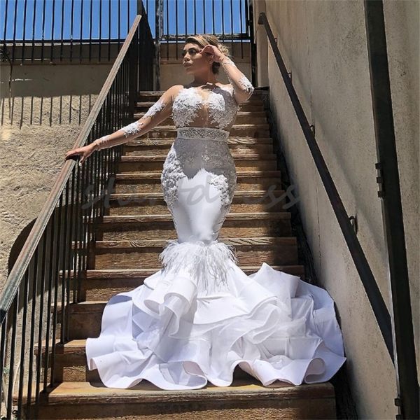 Bezauberndes weißes Meerjungfrau-Hochzeitskleid mit Feder-Illusion, langärmlig, eng anliegendes Garten-Land-Brautkleid, Spitzenapplikationen, Brautkleid in Übergröße, Vestidos De Novia