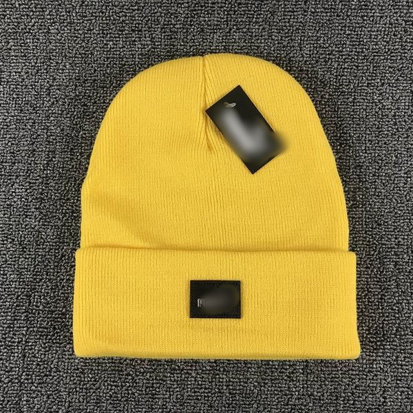 Stilista MONCLiR 2023 autunno e inverno nuovo cappello di lana lavorato a maglia cappello lavorato a maglia di lusso sito ufficiale versione 1: 1 berretto artigianale 40 colore 081