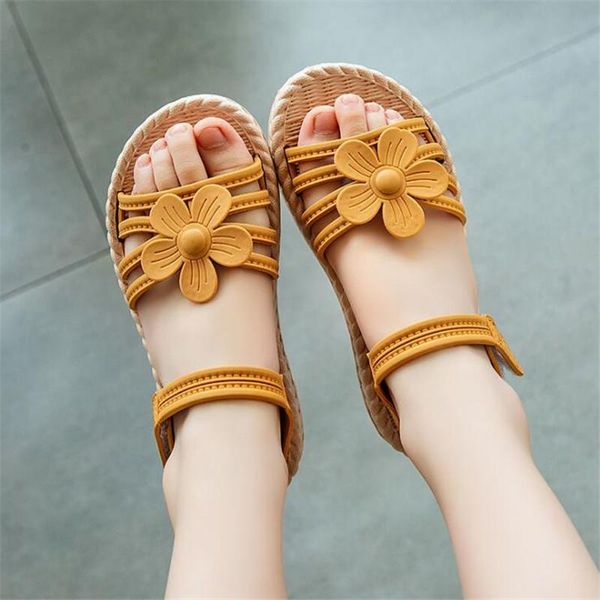 Sandalen Mädchen 2023 Sommermode Alle Arten von Kindern Blumen Schöne Prinzessin Schuhe Mädchen Weiche Sohle Rutschfester Strand