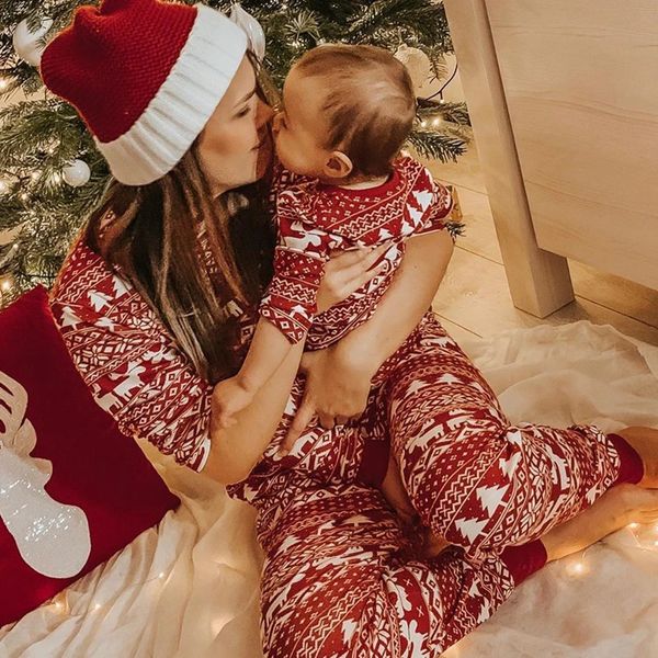 Família combinando roupas mamãe e eu roupas pijamas de natal conjunto para macio bonito sleepwear adultos crianças 2 peças terno natal olhar 231109