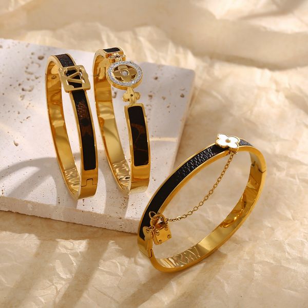 braccialetto d'acciaio Bracciali NewStyle Braccialetto da donna Gioielli di design di lusso Placcato oro 18 carati Acciaio inossidabile Amanti di nozze Braccialetti regalo Accessori all'ingrosso