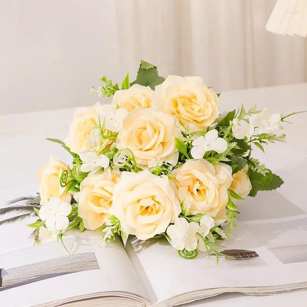 Dekoratif Çiçekler Gül Yapay Buket 30cm Uzunluk 5 Kafa Düğün Töreni için İpek Sahte Çiçek Ev Dekor Masa Partisi Vazo