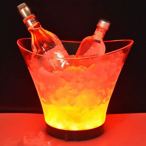 Secchielli e refrigeratori per il ghiaccio 6.5L ABS impermeabile LED Secchiello per il ghiaccio 7 colori LED Champagne Bowl KTV Bar Discoteche LED illuminano Secchiello per birra Bar Festa notturna 231109