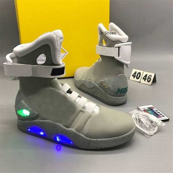 Air Mag Sneakers Le riviste aeree di Marty Mcfly hanno portato le scarpe Ritorno al futuro 2 Light Up Auto Laces Autentiche scarpe da esterno da uomo che si illuminano al buio con scatola originale grigio rosso