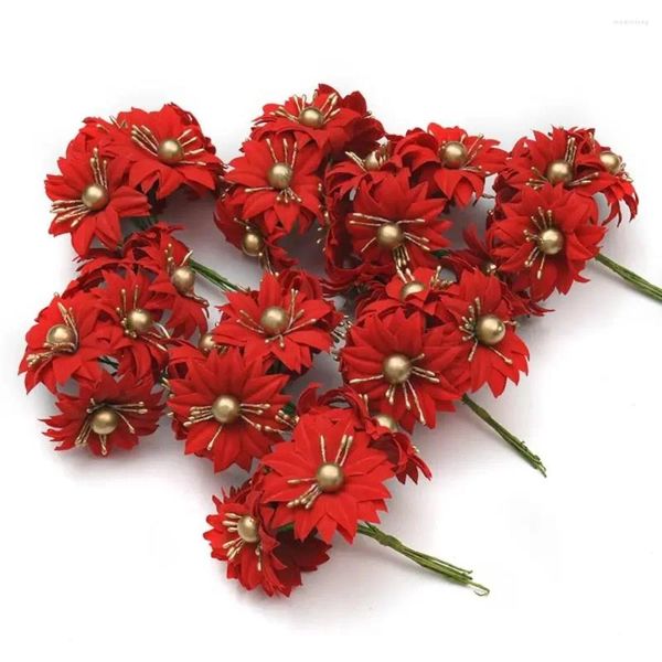 Dekoratif Çiçekler 1 Bunch/60pcs Mini Kırmızı Küçük Noel Çiçek Buketi Düğün Dekorasyonu için Yapay İpek Diy Scrapbooking Çelenk
