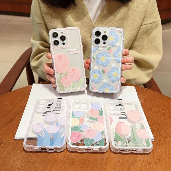 Capa para iphone fofa para mulheres meninas moda onda aderência design estético padrão encaracolado claro macio tpu capa de telefone flor de mirtilo