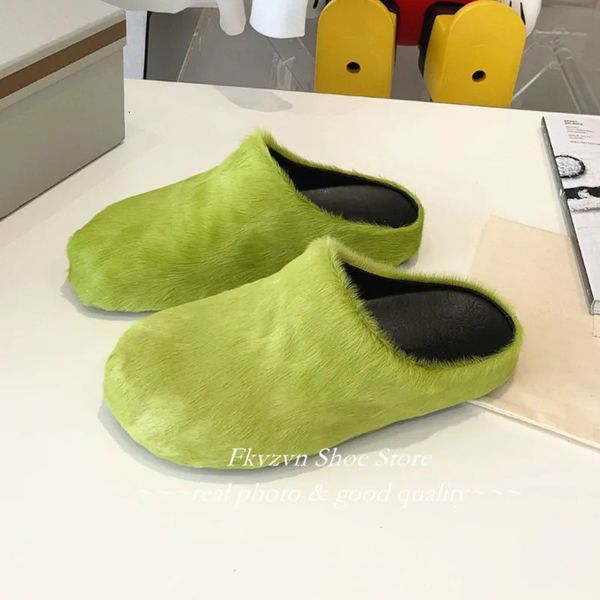 Tamanho grande chinelos de crina de cabelo longo bezerro doce cor fluff mulheres slide preto vermelho amarelo designer clássico meia chinelo mulher slides 231109