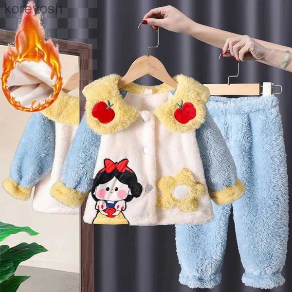 Pijama 2023 Sonbahar Kış Çocuk Kızları 2pcs Slearing Set Coral Velvet Karikatür Uzun Kollu Palto Pantolon Sleepsuit Çocuklar Pijama Pijamasl231109