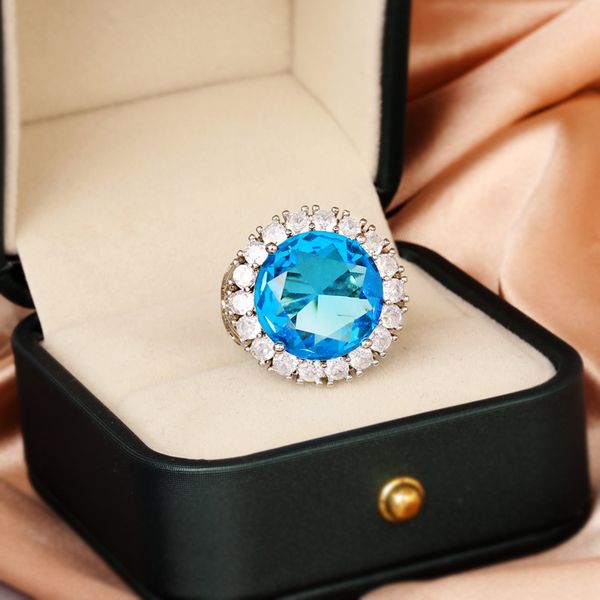 Anéis de casamento da marca Choucong Corte de joias vintage 925 prata esterlina preenchimento grande corte redondo Aquamarine CZ diamante pedras preciosas festa feminina anel de noivado presente