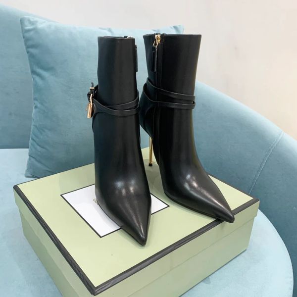 Inverno moda feminina botas de joelho longo botas fords cadeado de couro feminino bloqueio e chave tiras fivelas marcas salto alto espólio festa de casamento