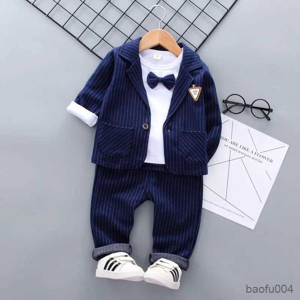 Kleidungssets Baby Jungen Kleidung Sets Kinder Kleidung Anzüge Herbst Kinder Stil Mäntel T-Shirt Hosen 3 Stück Kleinkind Jungen Outfits JAHRE