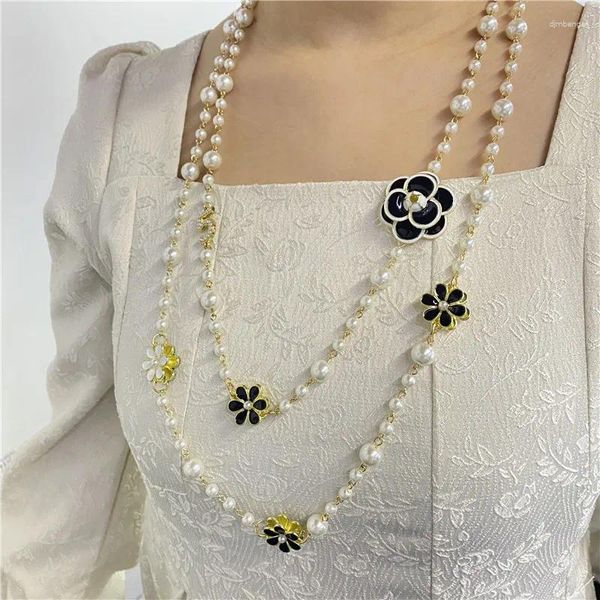 Collane con ciondolo MASA Collana lunga di perle a doppio strato di lusso vintage per donna Accessorio per collare per personalità femminile Regalo di gioielli per feste