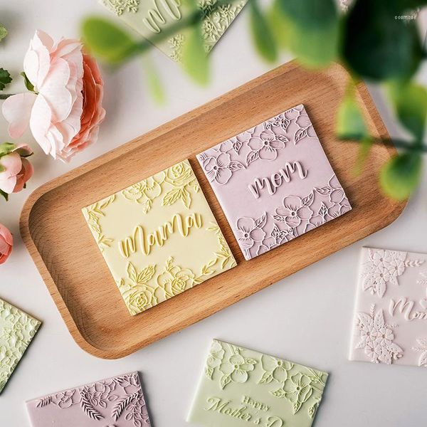 Stampi da forno Happy Mother's Day Fondente Cookie Cutter Stampo per biscotti Amore Garofano Forma di fiore Goffratura Press Stamper Strumenti fai da te