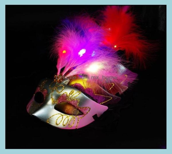 Máscaras Festivas Suprimentos Home Gardenluminescent Penas Brilhantes Princesa Venetian Meia Máscara Facial para Masquerade Cosplay Night9960956