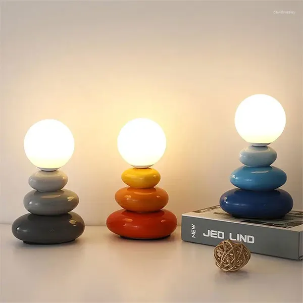 Lâmpadas de mesa modernas de vidro fosco de seixos de cerâmica criativa para o quarto de cabeceira do quarto de crianças Luz de decoração de desktop USB