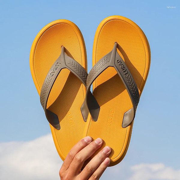Pantofole Sandali sportivi da spiaggia estivi per esterni con gomma resistente all'usura Infradito da strada per tendenza aziendale Infradito da uomo fresco per il bagno di casa