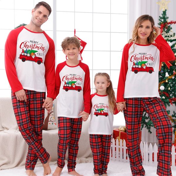 Abiti coordinati per la famiglia Pigiama natalizio invernale Set Stampa di cartoni animati Adulti Bambini Completo per neonato Carino e morbido pigiama Look Pjs 231109