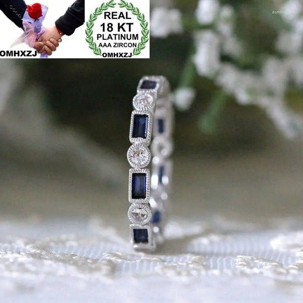 Anéis de Cluster OMHXZJ Atacado Moda Europeia Mulher Menina Festa de Casamento Presente Luxo Slim Retângulo Azul Zircão 18kt Anel de Ouro Branco