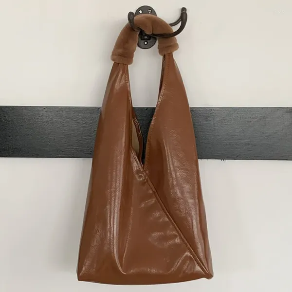 Abendtaschen Koreanische Hobos für Frauen Luxus-Designer-Handtaschen und Geldbörsen 2023 aus PU-Öl-Wachs-Leder-Plüsch zum Griff mit Innentasche