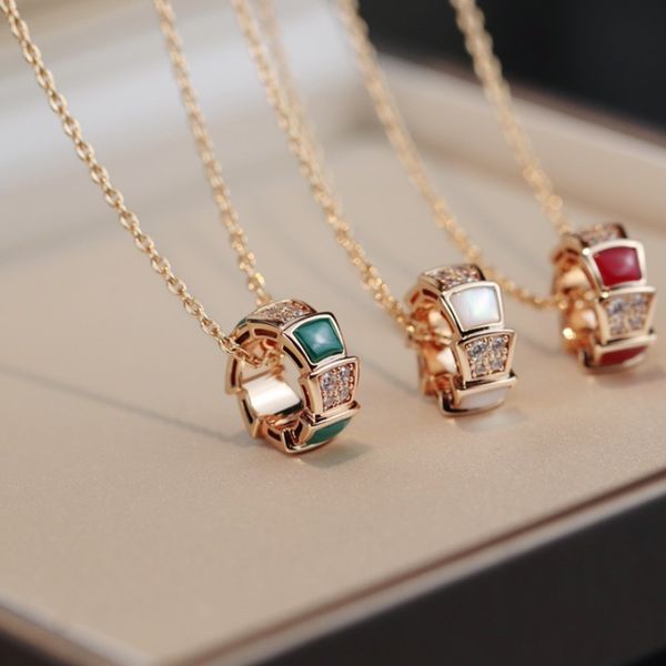 Colares de pingente de luxo marca coração banhado a ouro simples amor anel de cobre impresso colares designer jóias bling diamante chian colar de alta qualidade latão