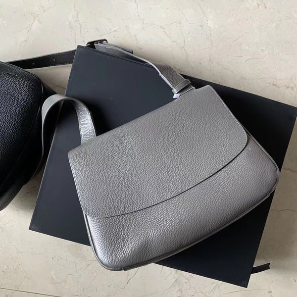 Borsa a tracolla personalizzata di marca di nicchia, borsa a tracolla per ascella, stile durevole, classico scatto di design 1:110A di alta qualità, produttore di alta qualità Pelle bovina di primo strato