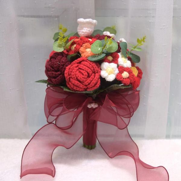 Bouquet di fiori da sposa per la sposa Bouquet da sposa artificiale fatto a mano all'uncinetto con rose artificiali, regalo di compleanno di San Valentino