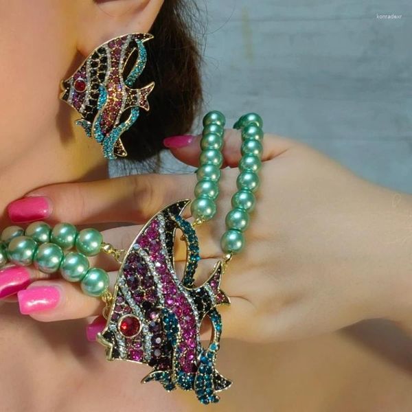 Anhänger Halsketten Tropische Fische Halskette Ohrringe Mittelalterlicher Stil Luxus Schöne Greenpearl Strass Mode Damen Partyzubehör