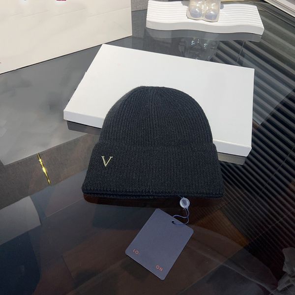 berretto firmato Luxurys cappello lavorato a maglia da uomo e da donna con lettera cofano caldo e traspirante tendenza dell'autunno e dell'inverno adorabile generoso elegante cento con la moda varia