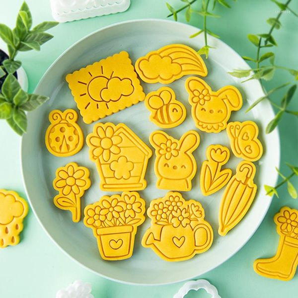 Moldes de cozimento Cartoon Spring Series Cookie Cutters Biscuit Mold Bee Flowies Cookies Fondant Stamp embosador Ferramenta de padaria Diy