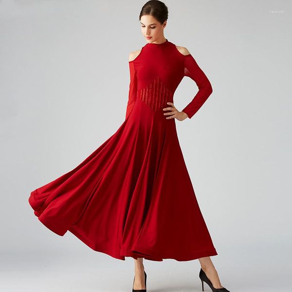 Stage Wear Red Off-shoulder Stitching Abito da ballo lungo per le donne Costumi di tango Rumba Dance Ball Gown
