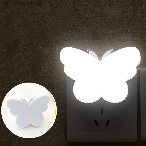 Luzes noturnas Mini LED Luz noturna UE / EUA Plug in Dusk to Dawn Sensor Wall Nights Lamp Butterfly para quarto corredor escadas corredor 110V 220V R231110
