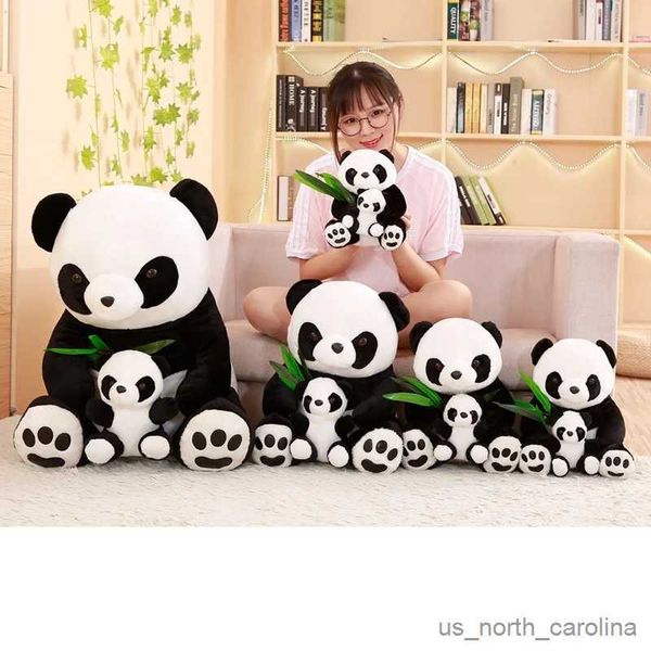 Animali di peluche ripieni Nuovi giocattoli di panda di peluche Simpatico animale di peluche Bambola Madre e figlio Giocattolo Regalo per bambini Amici Ragazze Decorazioni per la casa Regalo di Natale R231110