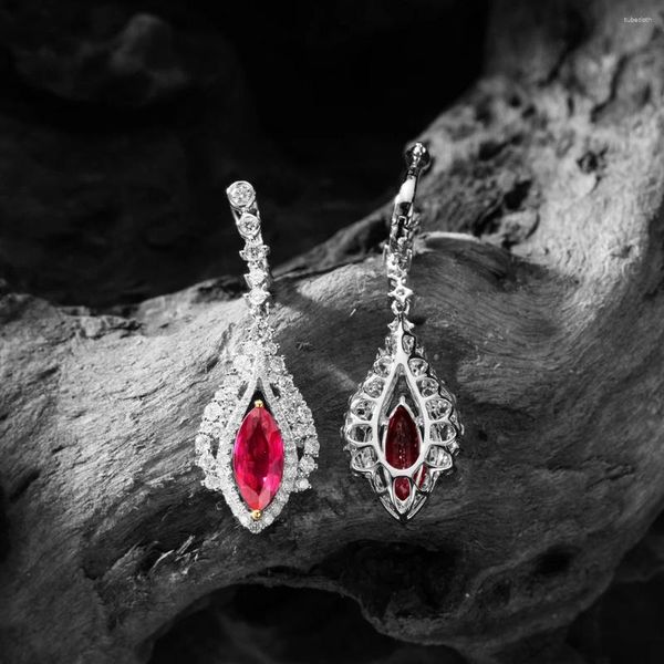 Saplama küpeleri aig ruby ​​18k altın AU750 doğa 2.476ct kırmızı kadın güzel hediye kadınlar