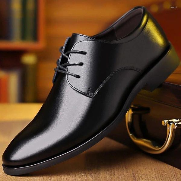 Sapatos de vestido masculino respirável couro preto fundo macio primavera e outono homem negócios formal desgaste sapato casual