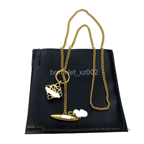 Loewees Collana Designer Donna Collana di tipo originale di qualità per donna Luce Lusso Piccolo e popolare Design Fibbia Catena per collare in stile elegante di alta qualità