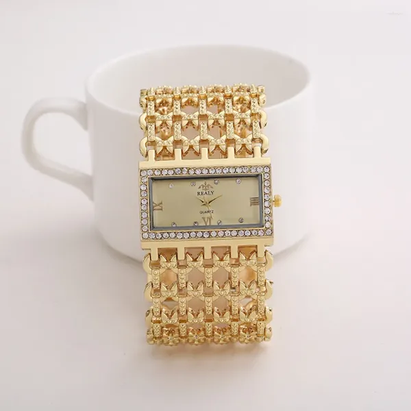 Orologi da polso Orologio alla moda da donna Orologi al quarzo con diamanti quadrati di lusso leggeri Orologio Bracciale da donna in acciaio inossidabile dorato