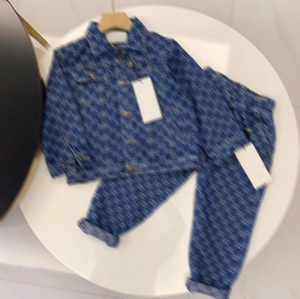 Giacca di jeans per ragazzi cappotti di moda per bambini abbigliamento Autunno neonato abiti da esterno Nuovo jean jackets cappotto A001