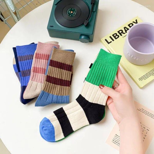 Frauen Socken 2023 Neuheit frauen Koreanischen Stil Baumwolle Casual Gemischt-Farbe Japanische Mode AB Sox Komfort Gestreiften Socke für Mädchen