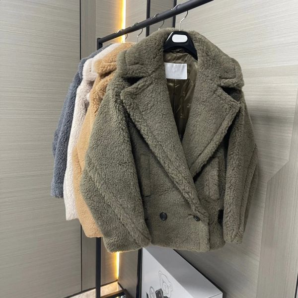 Fourrure femme fausse fourrure hiver manteau court femmes veste ours en peluche manteau femme automne mode décontracté Camel Double boutonnage haut de gamme garder au chaud manteau 231110