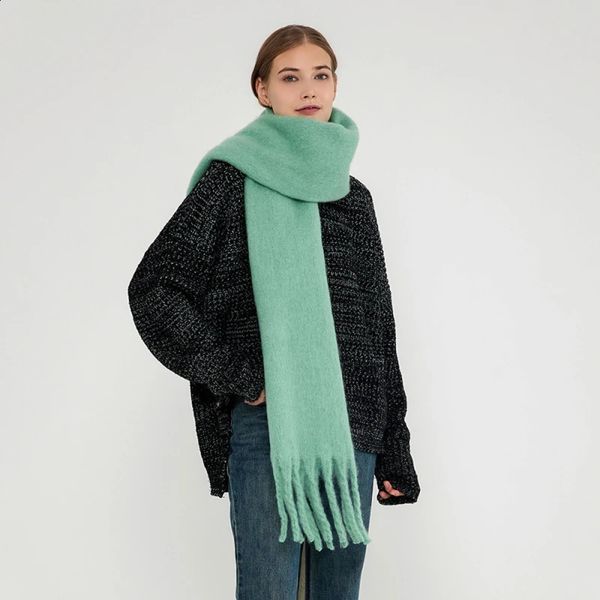 Schals 2023 Solide Dicke Kaschmirschal für Frauen Große Wolldecke Pashmina Winter Warm Schal Wraps Bufanda Weiblich mit Quaste 231110