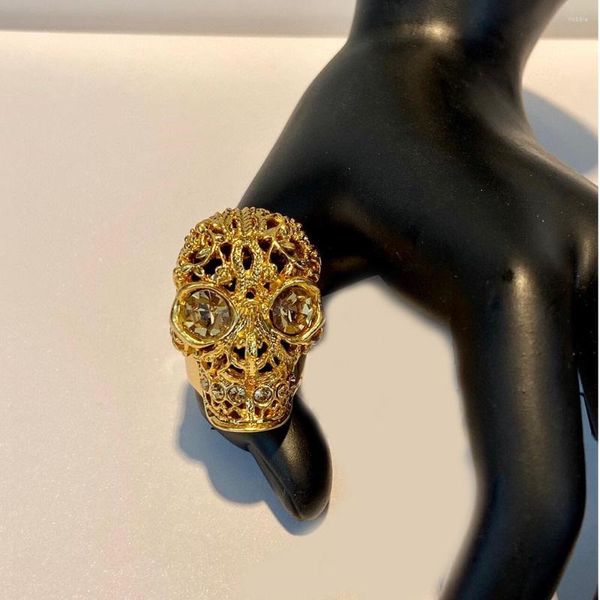 Cluster Ringe Mode dekadente Ästhetik Crytal Skull Ring Einzigartige Goldfarbe Punk Schmuck für Frauen Männer Geschenk